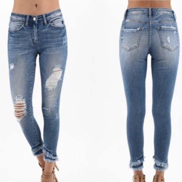 Distress Sinny Jeans - Picture 3 of 4